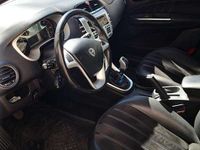 Usata Lancia Delta Gold 120 CV (88 kW) 2011 Utilitaria