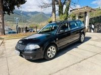 Usata VW Passat Executive 130 CV (95 kW) 2002 Nero Station wagon