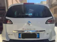 Usata Renault Scénic III 110 CV (80 kW) 2013 Monovolume