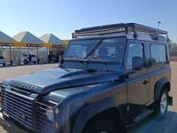 Usado Land Rover Defender 122 CV (89 kW) 2012 Verde Familiar