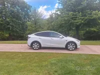 Usata Tesla Model Y 250 kW (340 CV) 2024 Bianco SUV