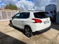 Usata Peugeot 2008 Allure 100 CV (73 kW) 2016 Bianco SUV