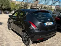 Usata Lancia Ypsilon S 95 CV (69 kW) 2017 Nero Utilitaria