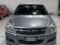 Usata Opel Astra Sport 110 CV (80 kW) 2009 Grigio Station wagon