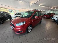 Usata Ford Tourneo Courier 75 CV (55 kW) 2018 Marrone Monovolume