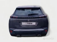 Usata Peugeot 2008 Active 131 CV (96 kW) 2022 Grigio scuro SUV