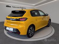 Usata Peugeot 208 Active 101 CV (74 kW) 2023 Giallo Utilitaria