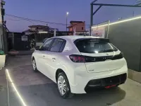 Usata Peugeot 208 Active 102 CV (75 kW) 2022 Bianco Utilitaria
