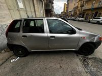 Usata Fiat Punto 54 CV (39 kW) 1997 Grigio Berlina