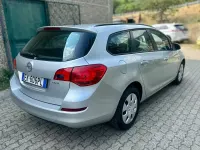 Usata Opel Astra 110 CV (80 kW) 2011 Grigio Station wagon