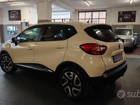 Usata Renault Captur 89 CV (65 kW) 2013 Bianco SUV