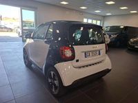Usata Smart ForTwo Coupé Passion 41 kW (56 CV) 2022 Bianco Utilitaria