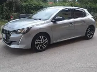 Usata Peugeot 208 75 CV (55 kW) 2023 Grigio Utilitaria