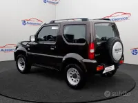 Usata Suzuki Jimny 86 CV (63 kW) 2015 Nero SUV