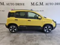 Nuova Fiat Panda Cross Cross 65 CV (47 kW) 2026 Giallo Utilitaria