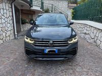 Usata VW Tiguan R-line 150 CV (110 kW) 2022 Grigio SUV
