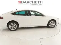 Usata Opel Insignia Business Elegance 174 CV (127 kW) 2022 Giallo Utilitaria