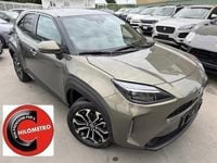 Usata Toyota Yaris Hybrid Lounge 92 CV (67 kW) 2022 Grigio Station wagon