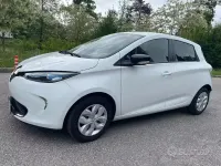 Begagnad Renault Zoe Life 42 kW (58 HK) 2019 Vit Halvkombi