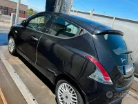 Usata Lancia Ypsilon 95 CV (69 kW) 2012 Nero Utilitaria
