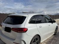 Usata Mercedes B180 Premium 116 CV (85 kW) 2022 Monovolume