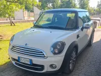 Usata Mini Cooper D 112 CV (82 kW) 2011 Utilitaria