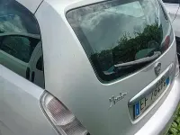 Usata Lancia Ypsilon 75 CV (55 kW) 2011 Argento Utilitaria