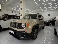 Usata Jeep Renegade Limited 120 CV (88 kW) 2015 Beige SUV
