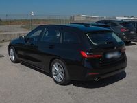 Usata BMW 318 Advantage 190 CV (139 kW) 2022 Nero Station wagon