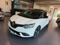 Usata Renault Grand Scénic IV Bose Edition 110 CV (80 kW) 2017 Bianco Monovolume