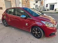 Usata Peugeot 208 2017 Rosso Utilitaria
