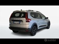 Usata Dacia Jogger Extreme 101 CV (74 kW) 2023 Grigio chiaro Monovolume