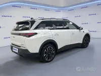 Usado Peugeot 5008 GT 145 CV (106 kW) 2025 Plateado Monovolumen
