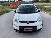 Usata Fiat Panda 4x4 S 85 CV (62 kW) 2020 Bianco Utilitaria