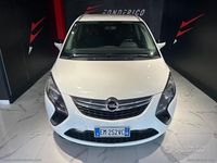 Usata Opel Zafira Tourer 2012 Bianco Monovolume