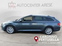 Usado Skoda Superb Executive 156 CV (114 kW) 2020 Gris Familiar