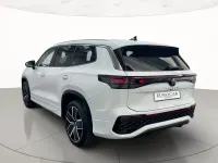 Ny VW Tayron R-line 204 HK (150 kW) 2026 Vit SUV