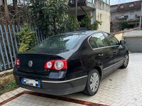 Usata VW Passat Highline 140 CV (102 kW) 2005 Nero Berlina