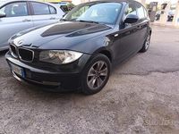 Usata BMW 120 177 CV (130 kW) 2010 Nero Utilitaria