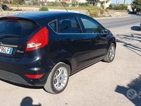 Usata Ford Fiesta Titanium 80 CV (58 kW) 2011 Nero Utilitaria