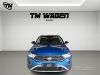 Usata VW T-Roc Life 116 CV (85 kW) 2022 Blu SUV