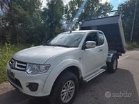 Usata Mitsubishi L200 178 CV (130 kW) 2015 Bianco Pick-up