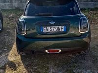 Usata Mini Cooper D Business 116 CV (85 kW) 2014 Verde Utilitaria
