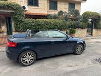 Usata Audi A3 Cabriolet Attraction 140 CV (102 kW) 2012 Blu Cabrio