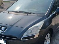 Usata Peugeot 5008 112 CV (82 kW) 2011 Blu Monovolume