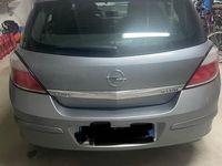 Usata Opel Astra 2004 Grigio Berlina