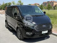 Usata Ford Tourneo Titanium 170 CV (125 kW) 2023 Nero Monovolume