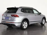 Usata VW Tiguan Allspace R-line 150 CV (110 kW) 2024 Pyrit silver SUV