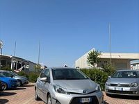 Usata Toyota Yaris Lounge 74 CV (54 kW) 2013 Berlina