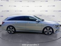 Usata Mercedes CLA200 Premium 135 CV (99 kW) 2019 Grigio Station wagon
